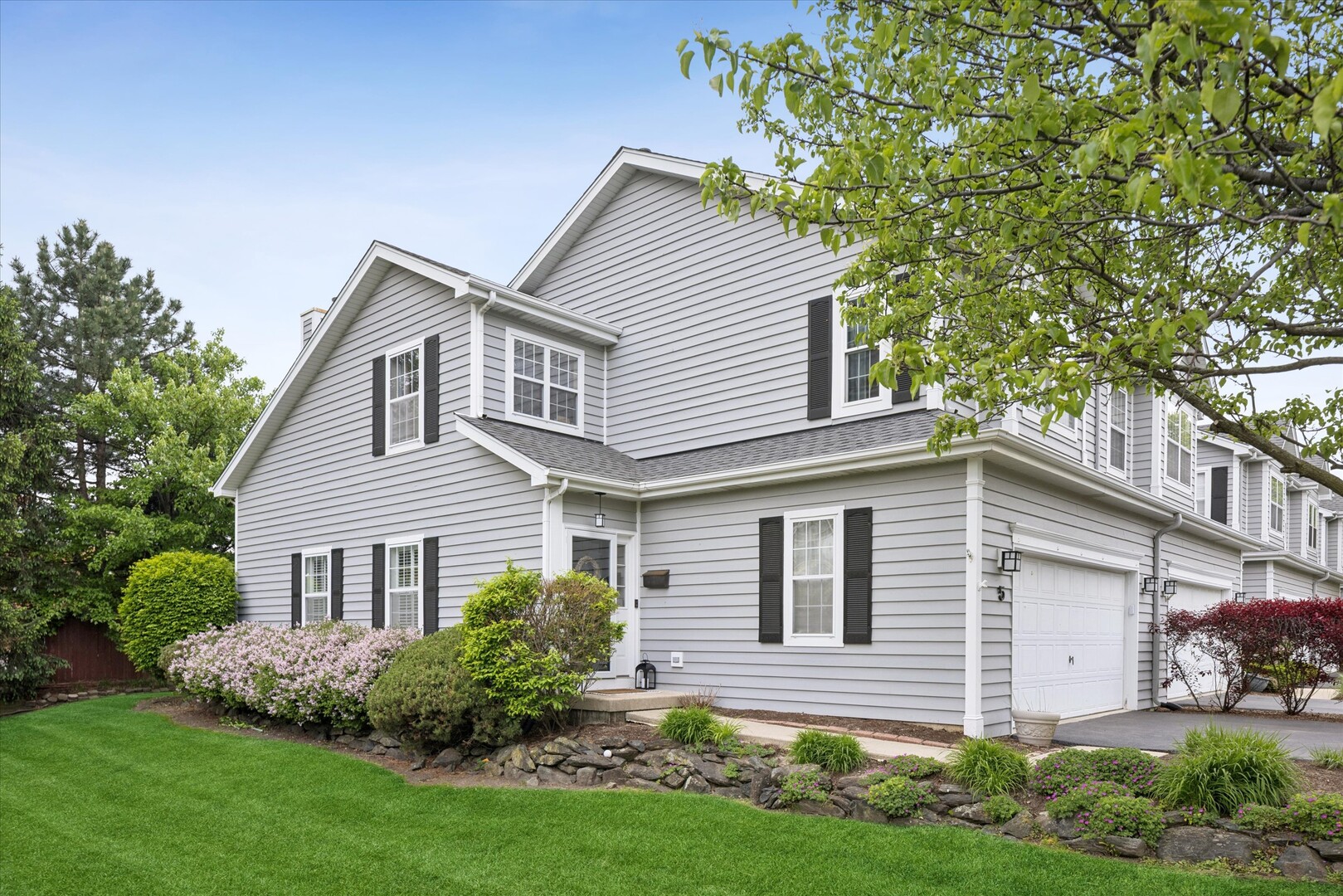 5 W Grove Street, Lombard, IL 60148