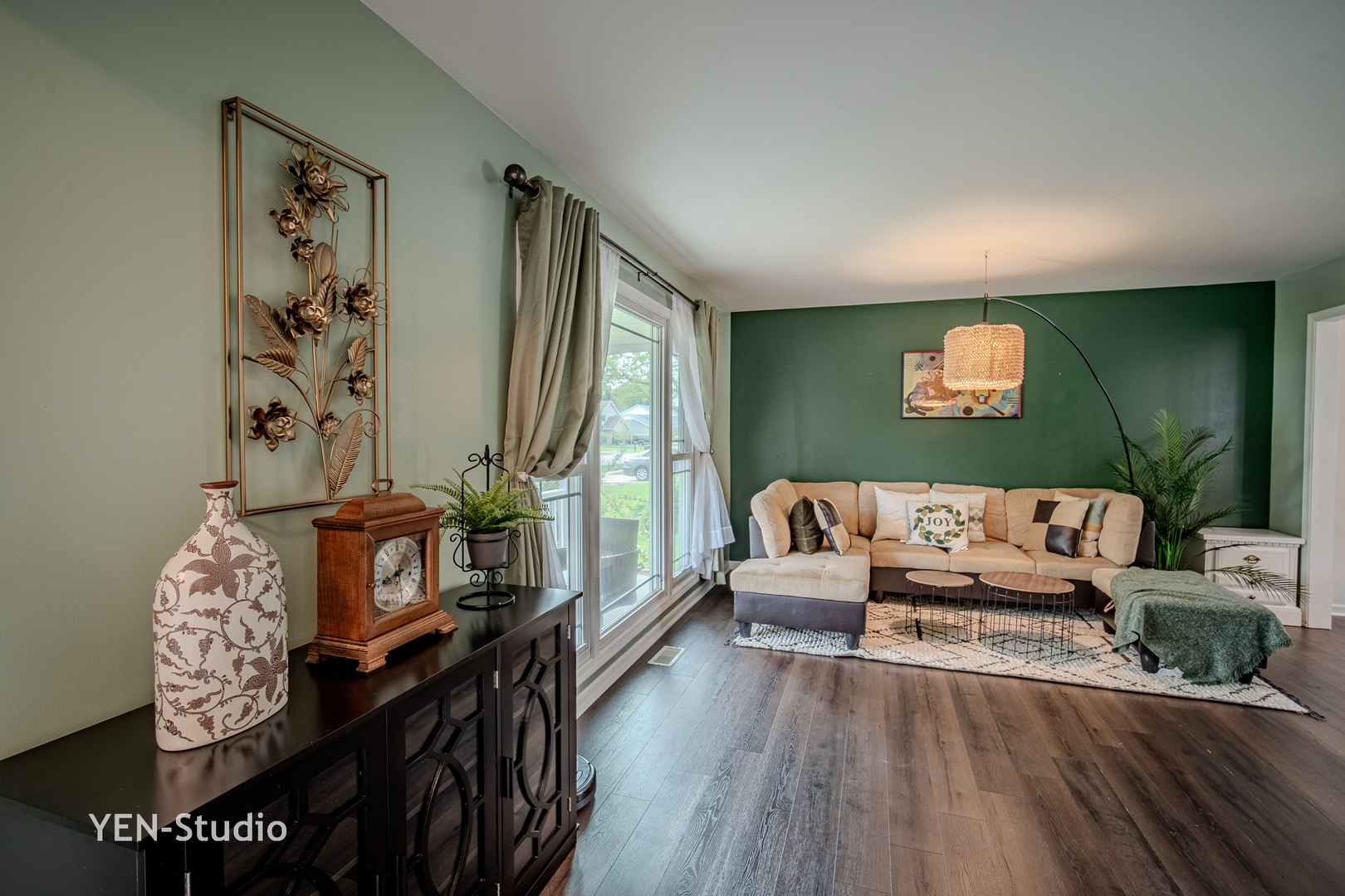 1713 Chestnut Hill Road, Plainfield, IL 60586