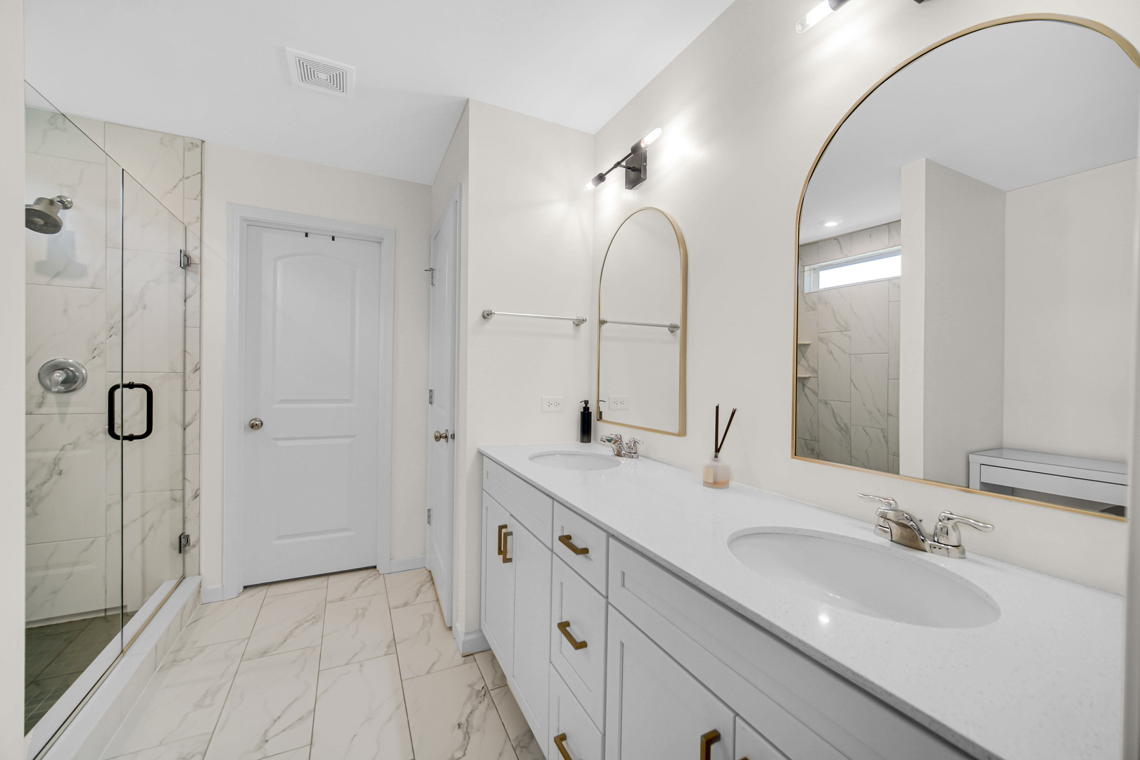 530 ALPINE Drive, Algonquin, IL 60102