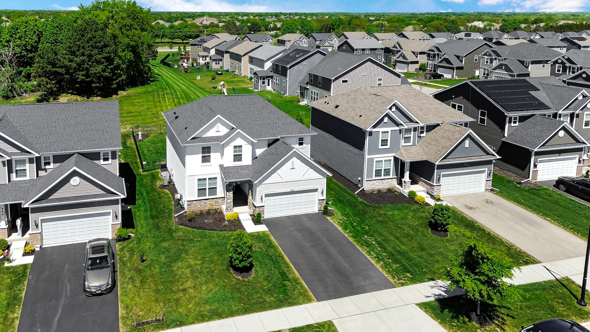 530 ALPINE Drive, Algonquin, IL 60102