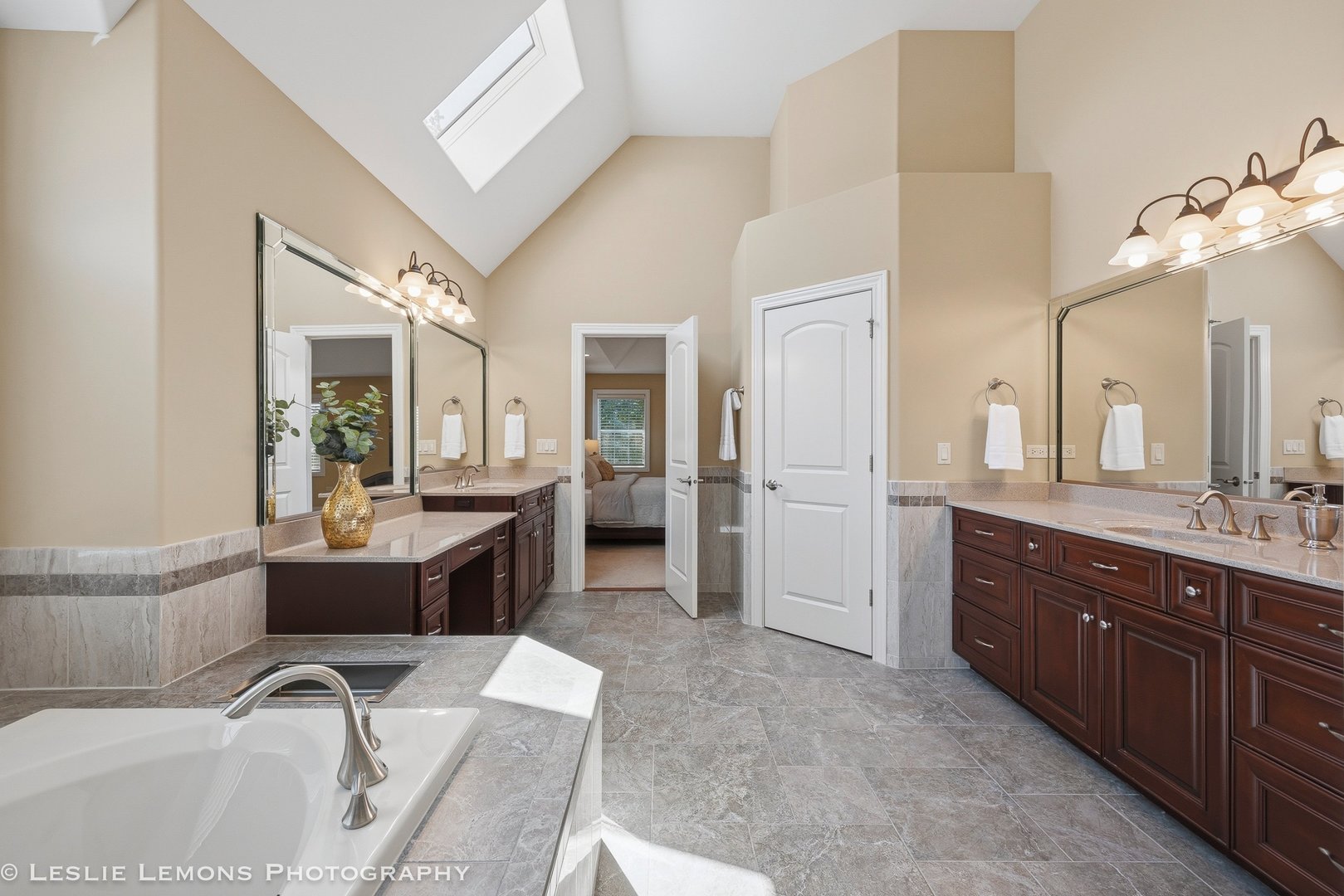 1411 Hatchwood Court, Naperville, IL 60565