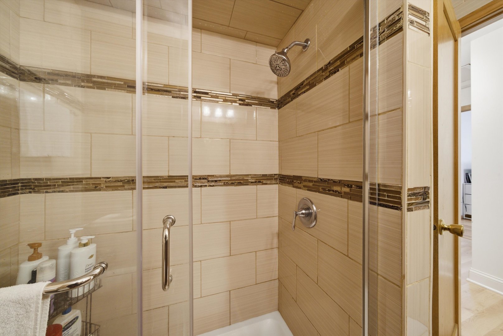 5815 W 87th Place, Oak Lawn, IL 60453