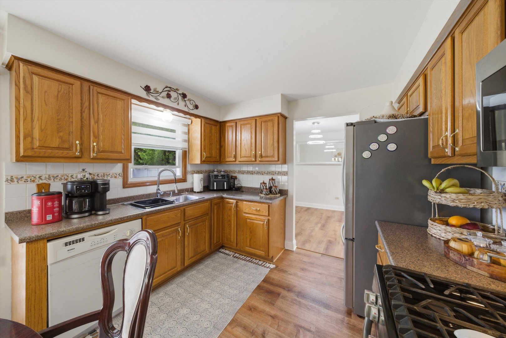5815 W 87th Place, Oak Lawn, IL 60453