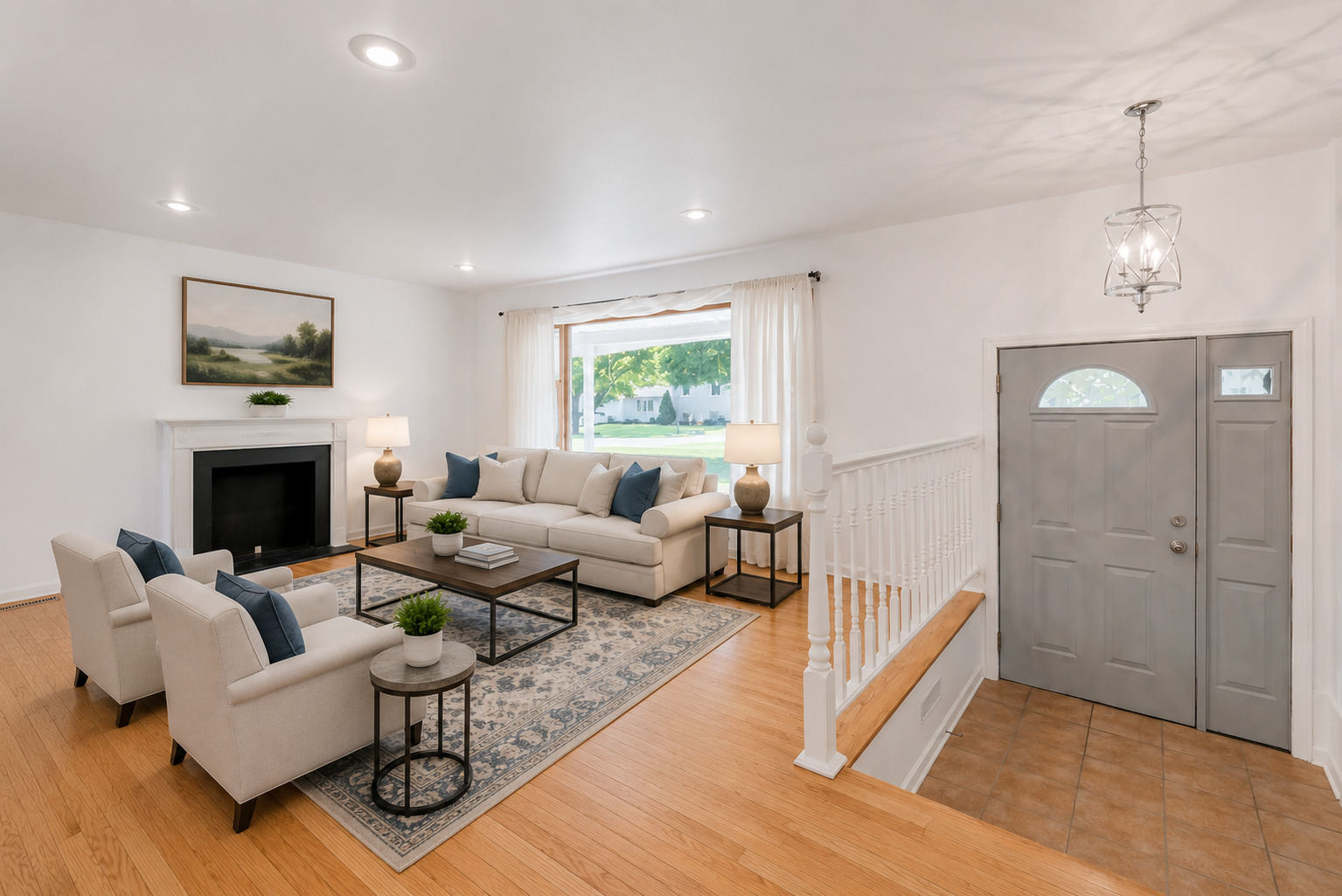 945 Nottingham Lane, Crystal Lake, IL 60014