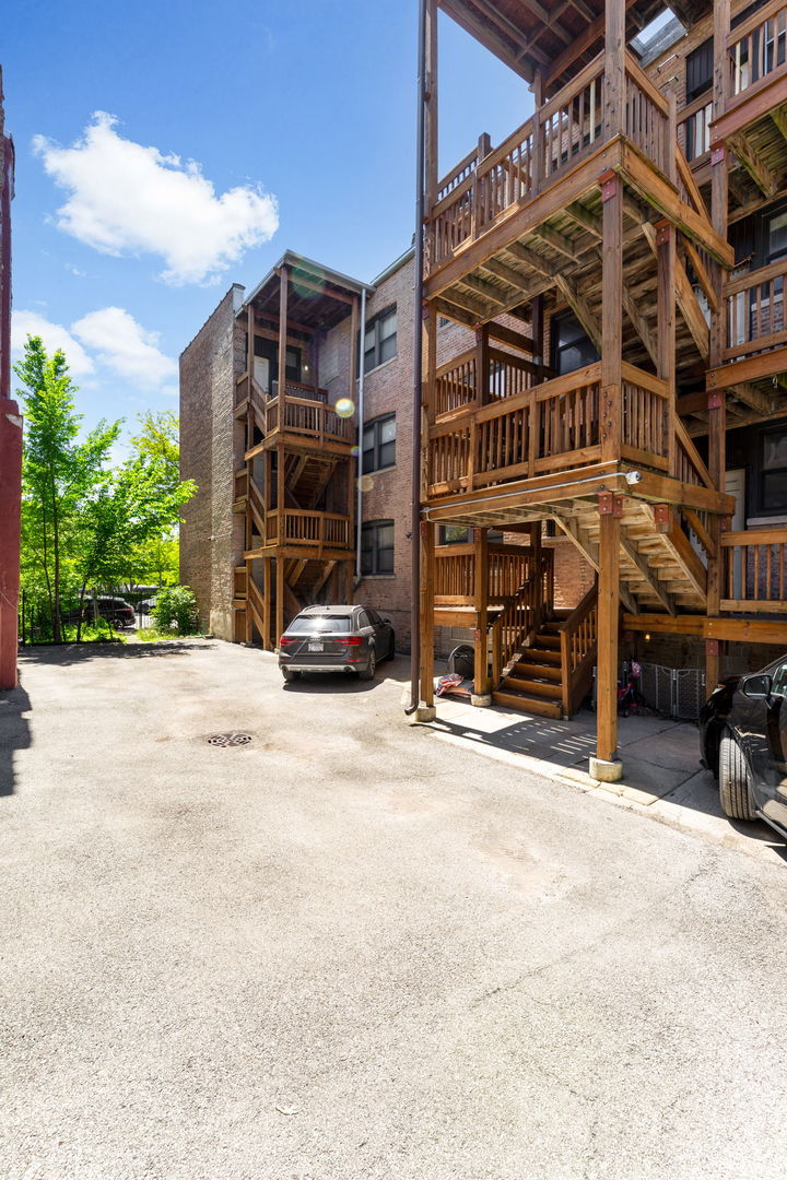 39 N Paulina Street #1, Chicago, IL 60612