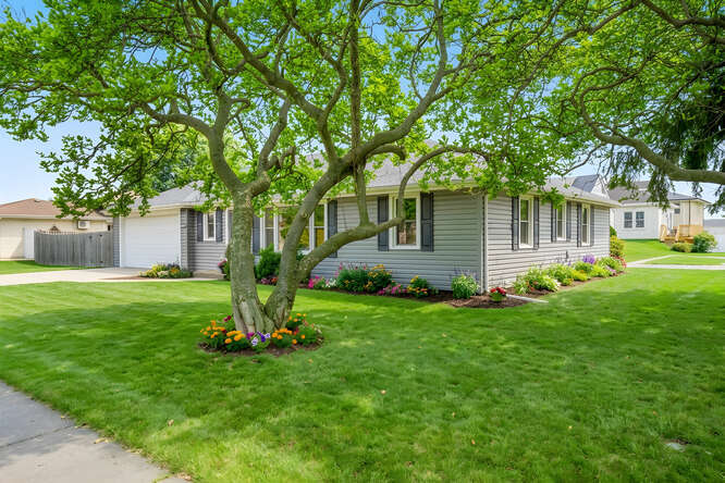 9359 Ridgeland Avenue, Oak Lawn, IL 60453