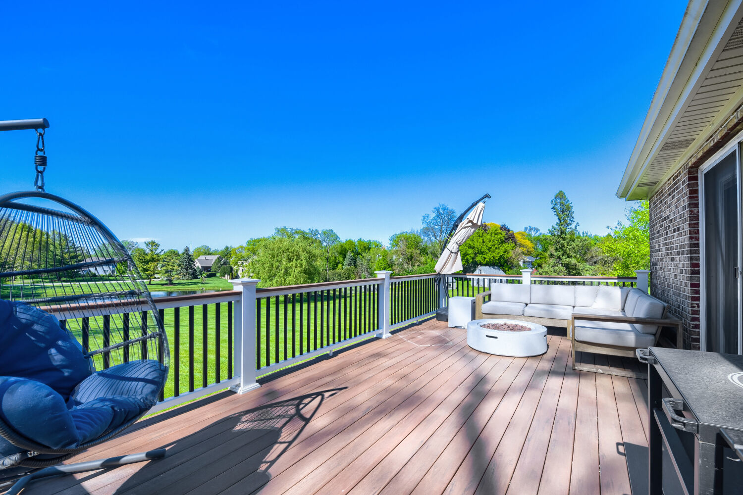 22888 W North Lakewood Lane, Lake Zurich, IL 60047