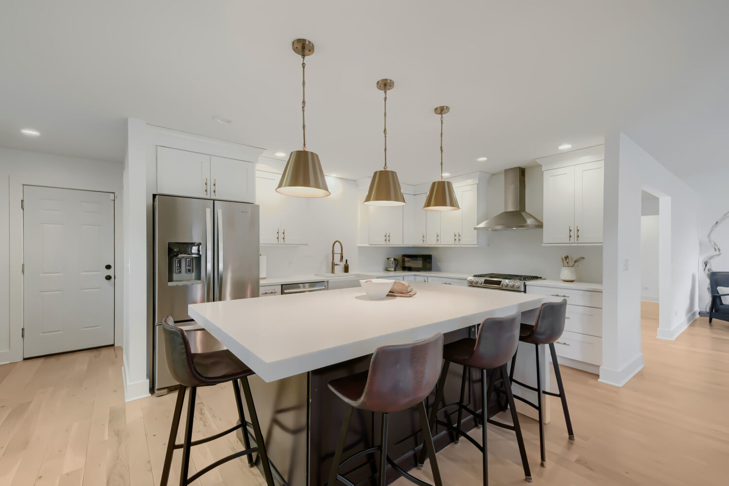 22888 W North Lakewood Lane, Lake Zurich, IL 60047