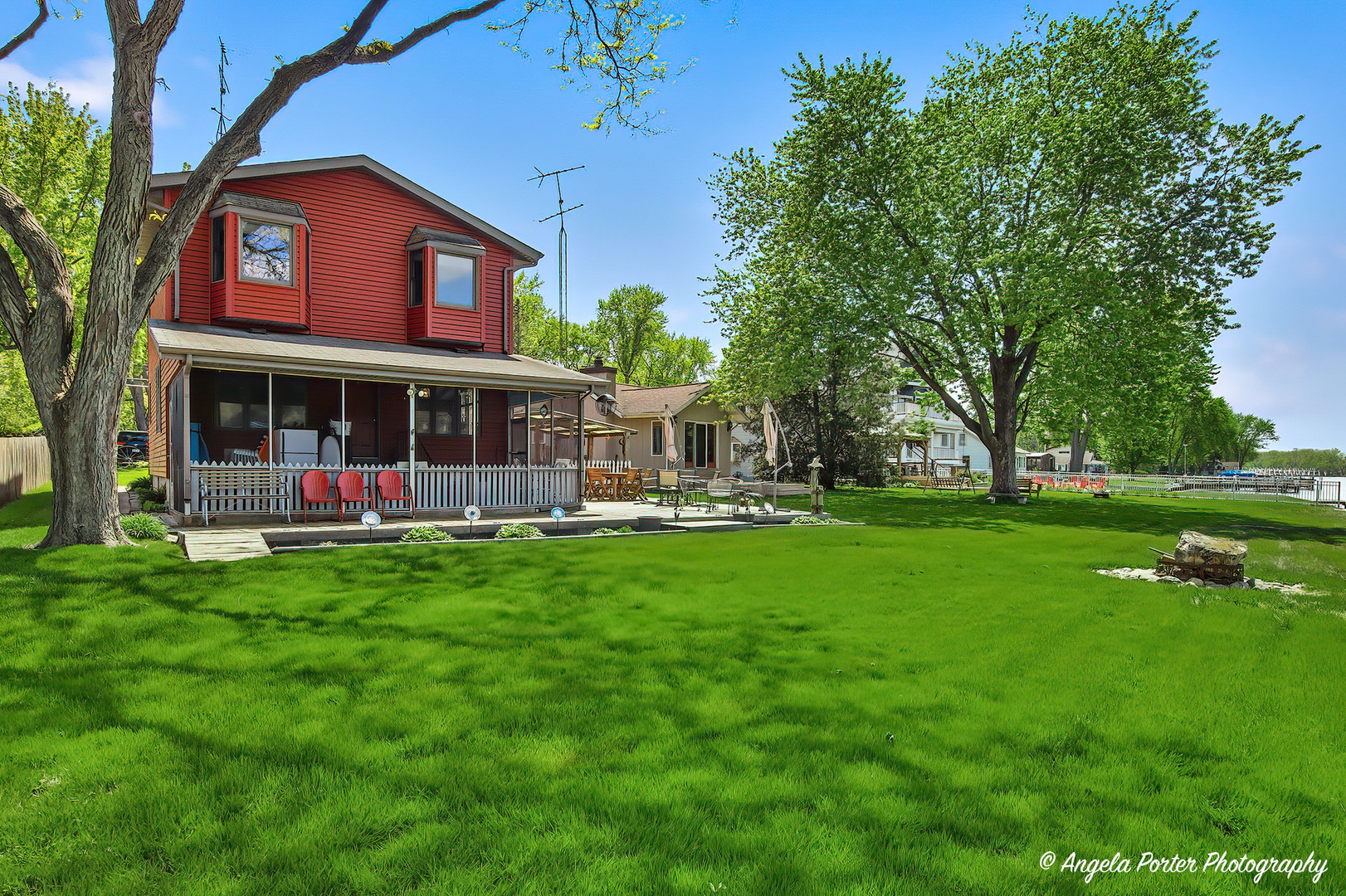 1518 River Terrace Drive, Johnsburg, IL 60051