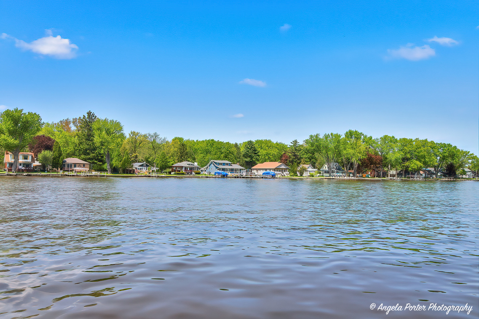 1518 River Terrace Drive, Johnsburg, IL 60051
