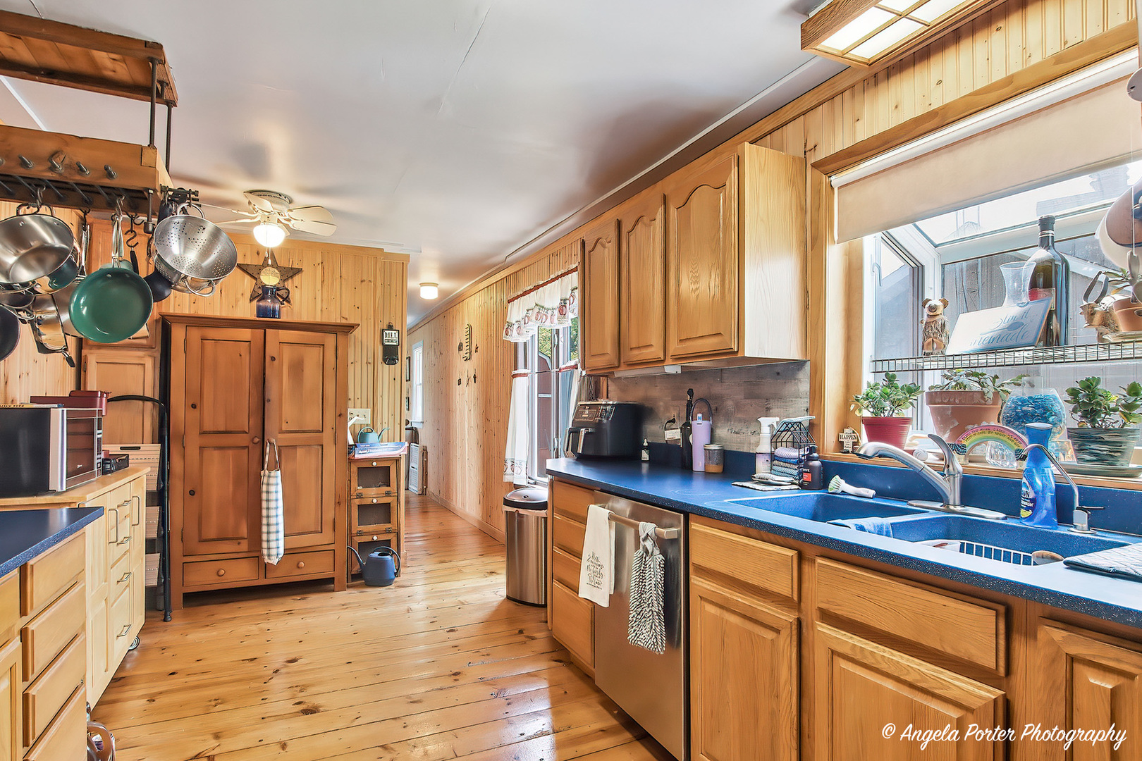 1518 River Terrace Drive, Johnsburg, IL 60051