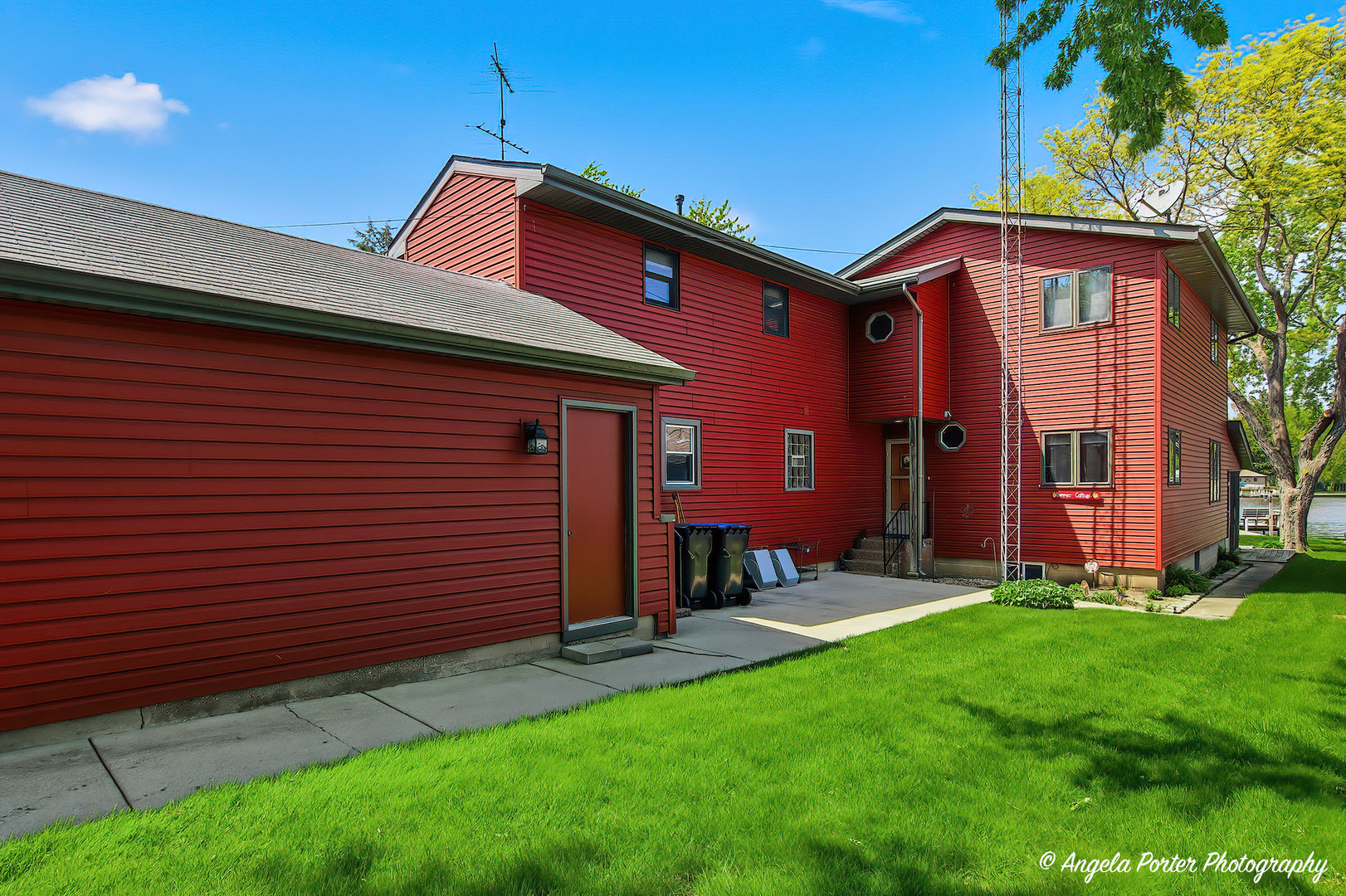 1518 River Terrace Drive, Johnsburg, IL 60051