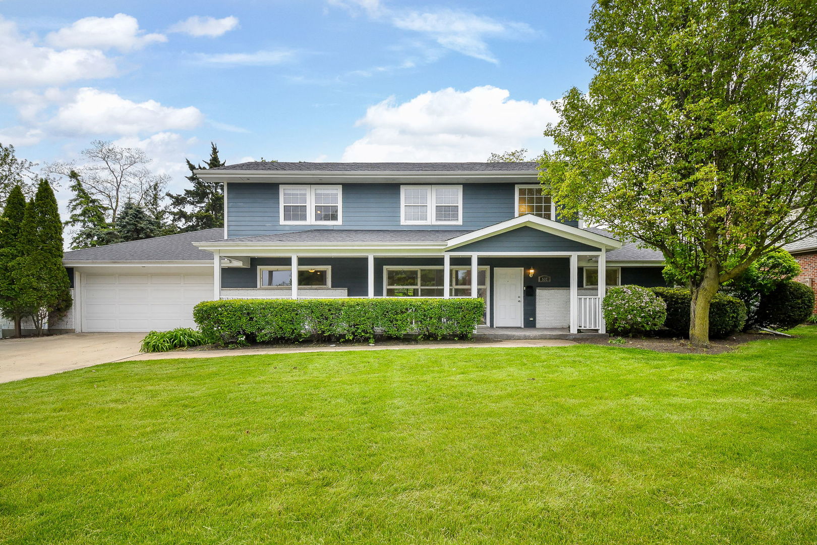 532 Ranch Road, Wheaton, IL 60187