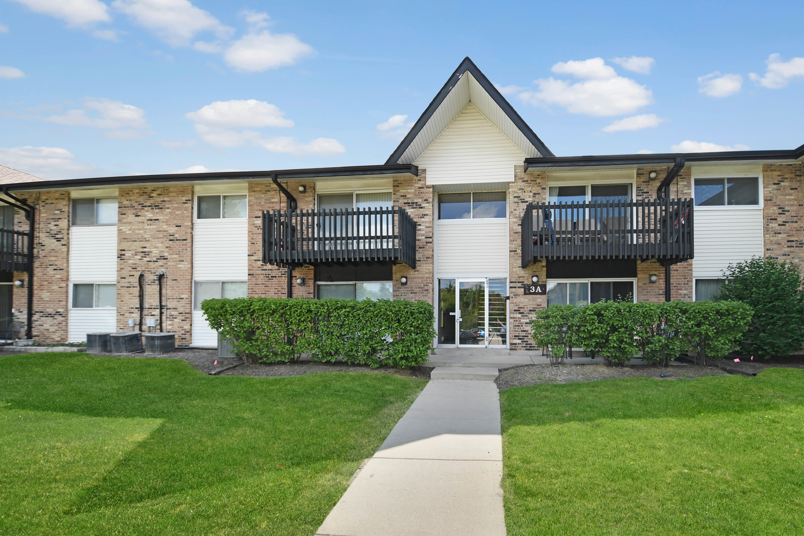 3A KINGERY QUARTER #103, Willowbrook, IL 60527