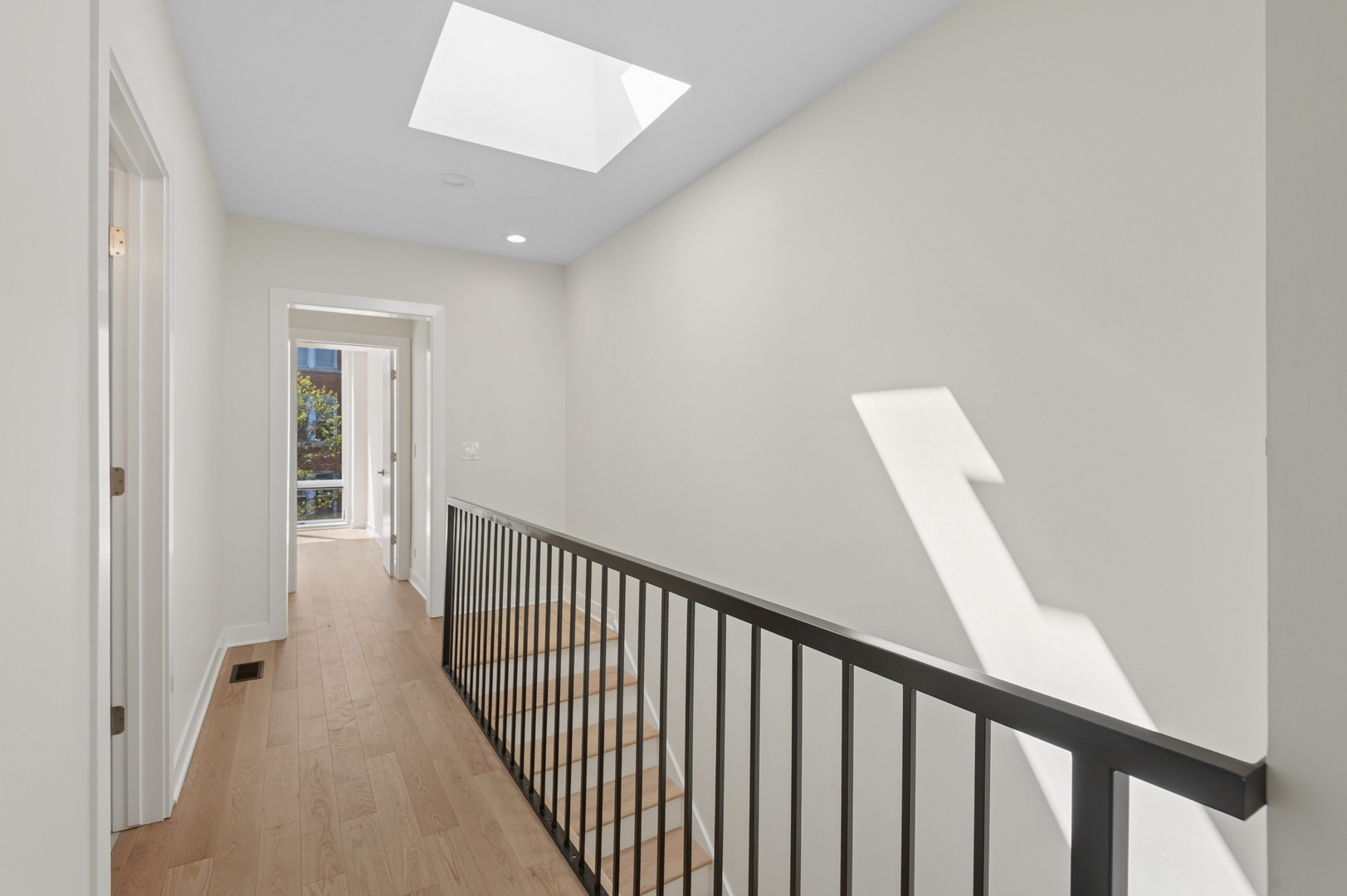4717 S Ingleside Avenue, Chicago, IL 60615