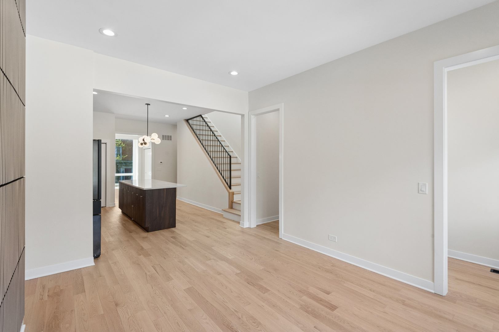 4717 S Ingleside Avenue, Chicago, IL 60615