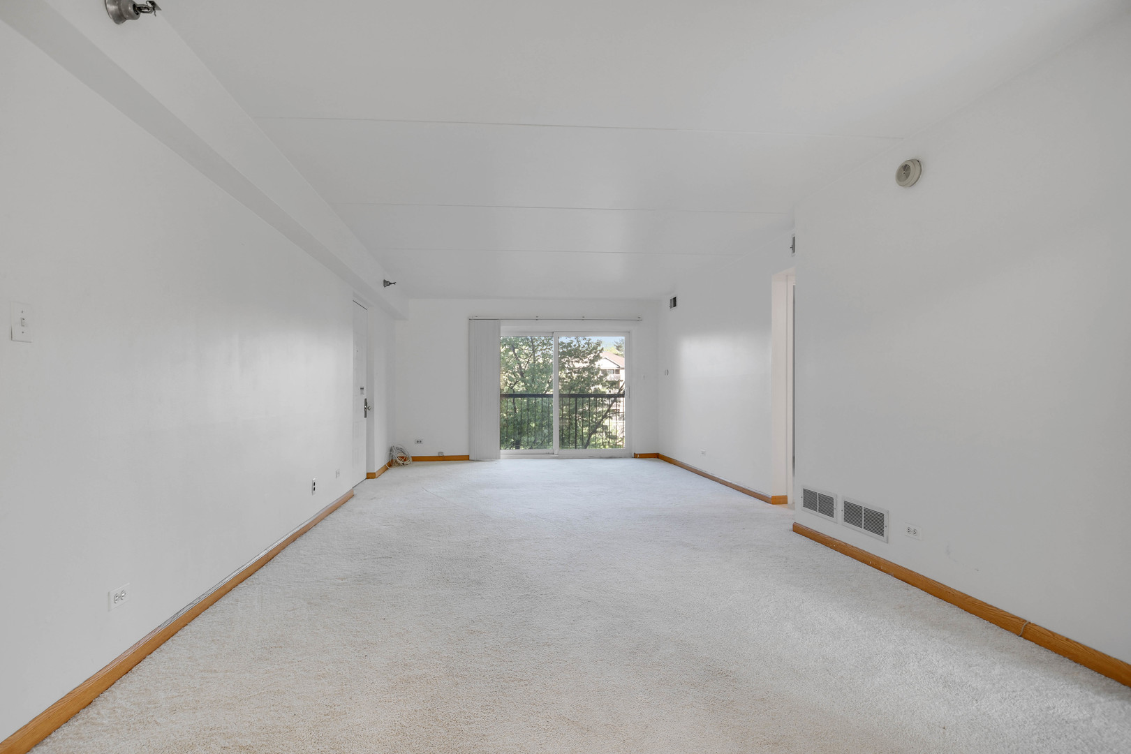 5960 Lake Bluff Drive #302, Tinley Park, IL 60477