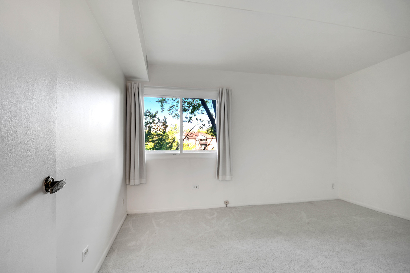 5960 Lake Bluff Drive #302, Tinley Park, IL 60477