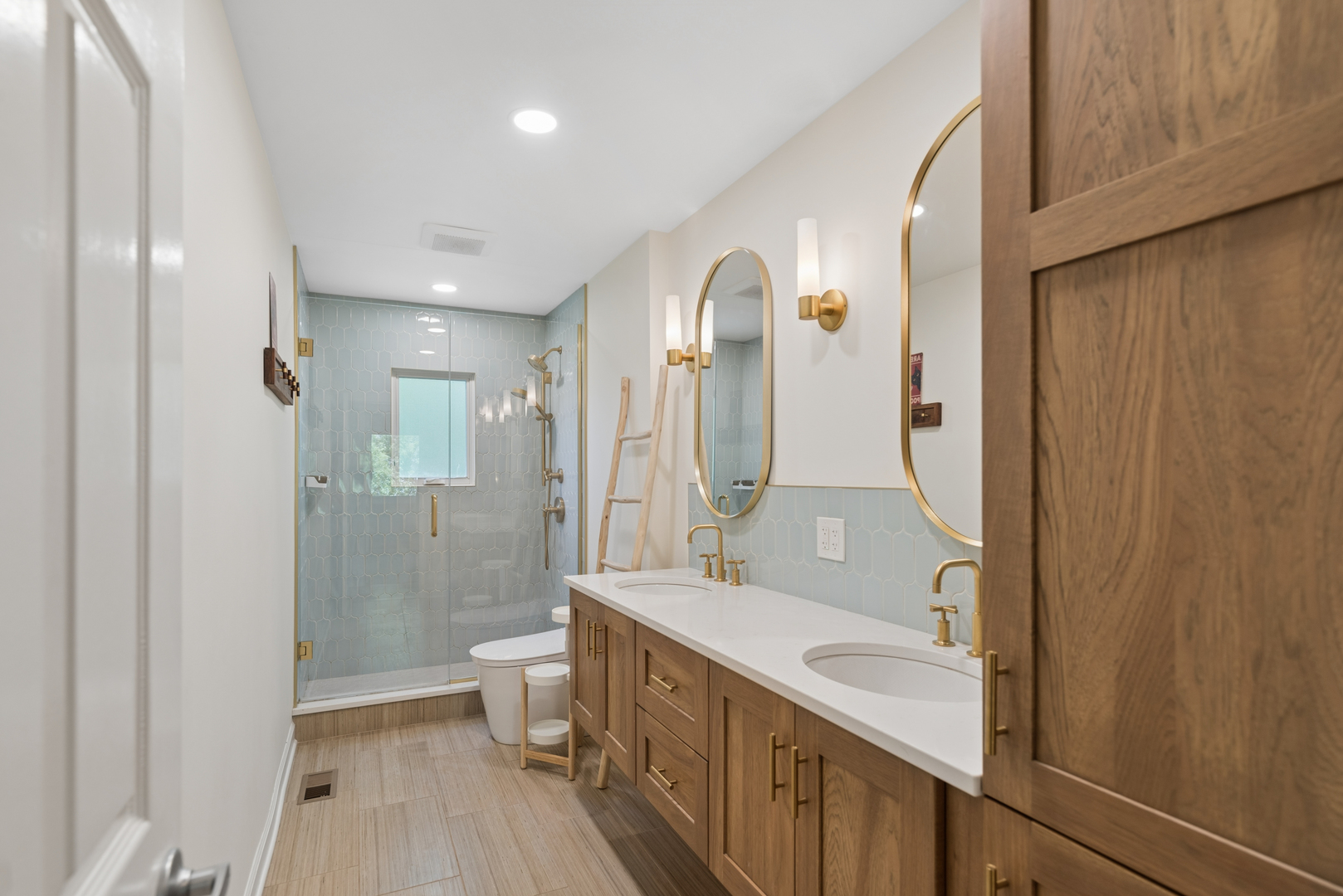 828 Woodleigh Avenue, Highland Park, IL 60035