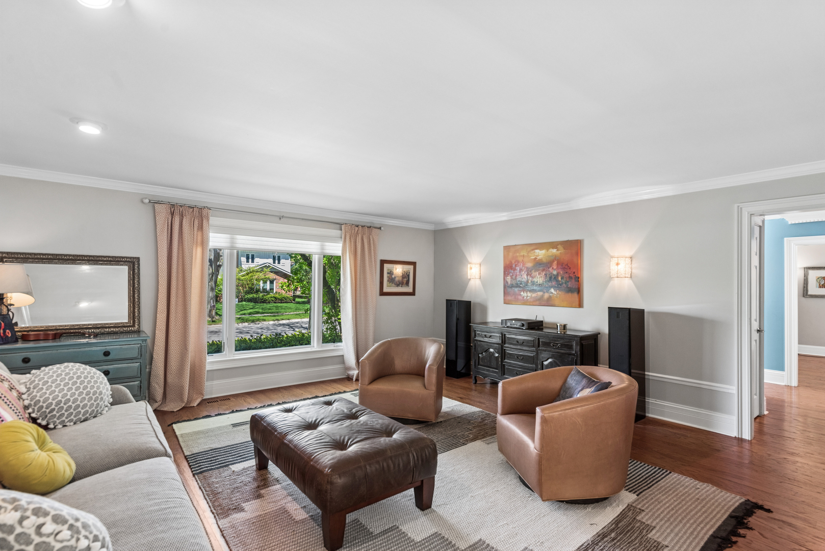 828 Woodleigh Avenue, Highland Park, IL 60035