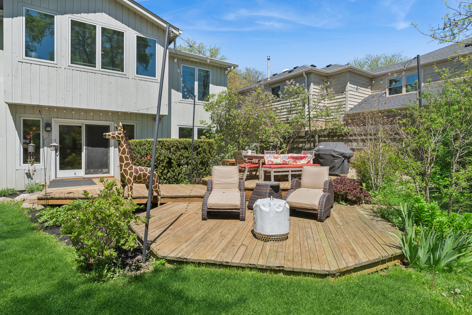 828 Woodleigh Avenue, Highland Park, IL 60035