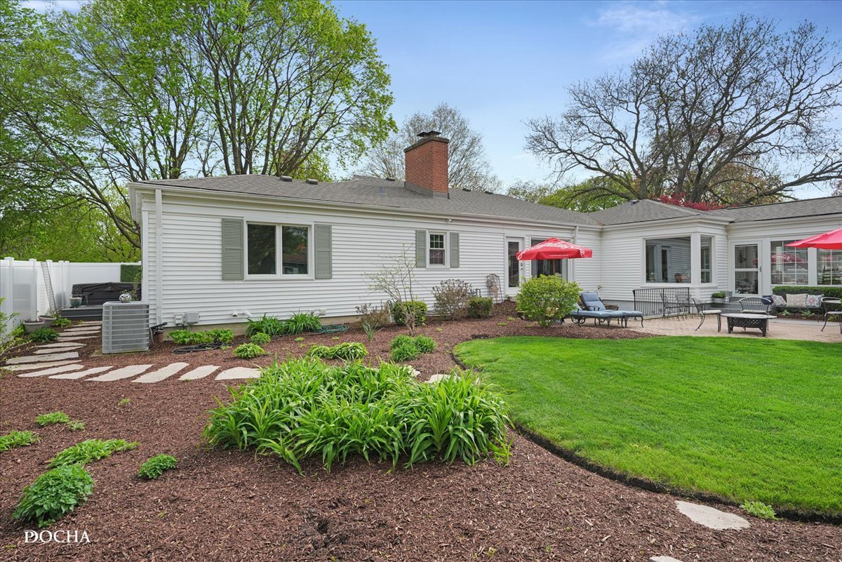 1421 Garfield Avenue, Aurora, IL 60506