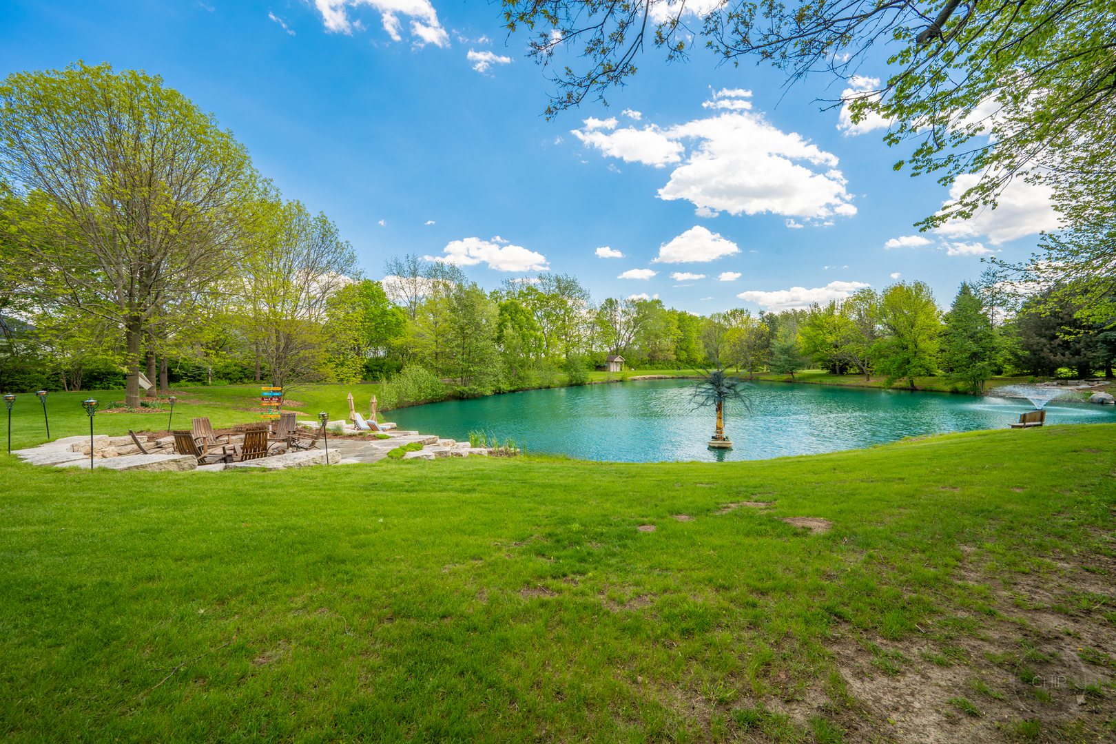 16420 S River Road, Plainfield, IL 60586
