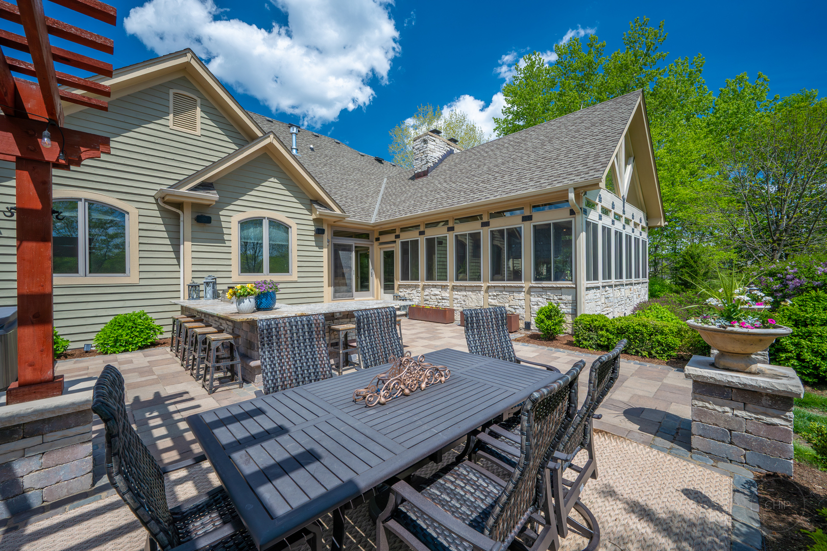 16420 S River Road, Plainfield, IL 60586