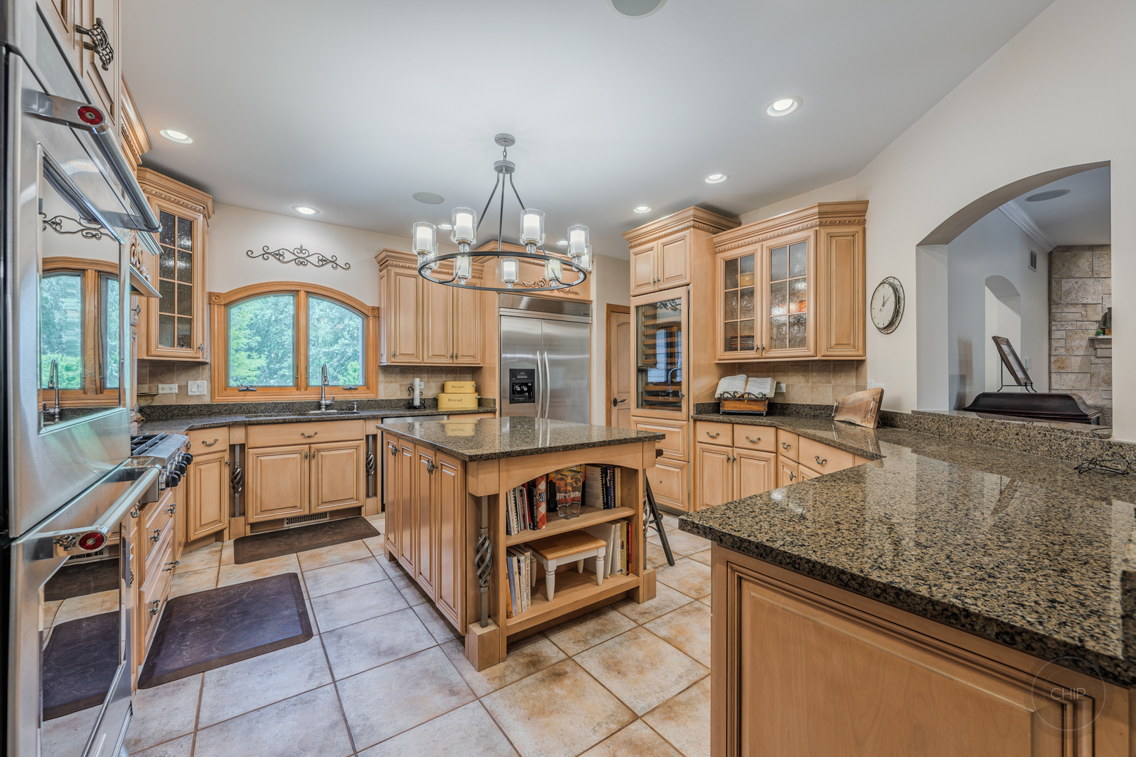 16420 S River Road, Plainfield, IL 60586