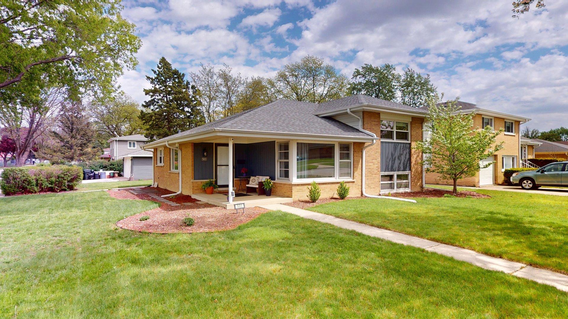 501 S School Street, Mount Prospect, IL 60056