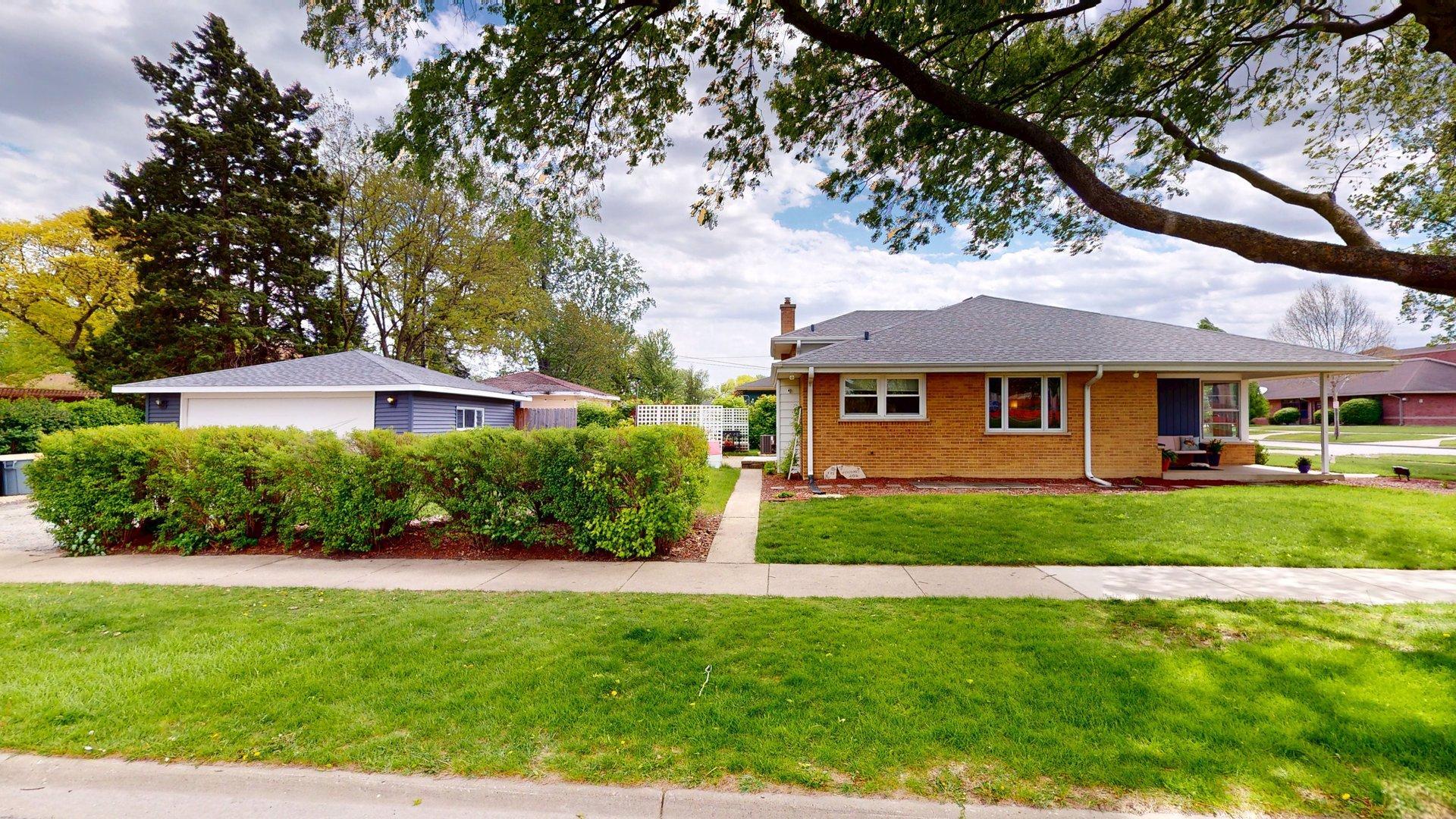 501 S School Street, Mount Prospect, IL 60056