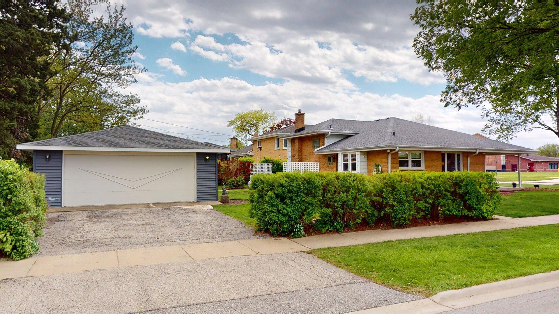 501 S School Street, Mount Prospect, IL 60056