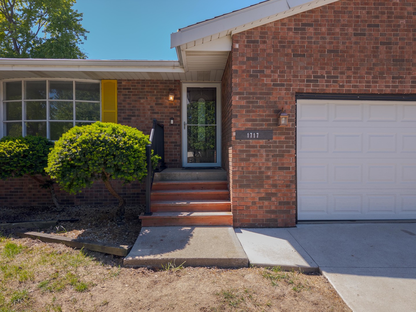 1717 Cook Drive, Normal, IL 61761
