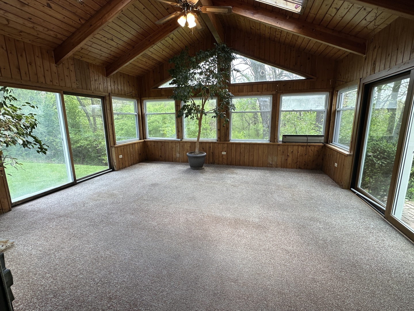 660 Juniper Circle, Algonquin, IL 60102