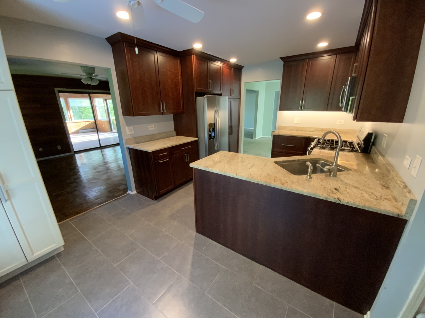 660 Juniper Circle, Algonquin, IL 60102