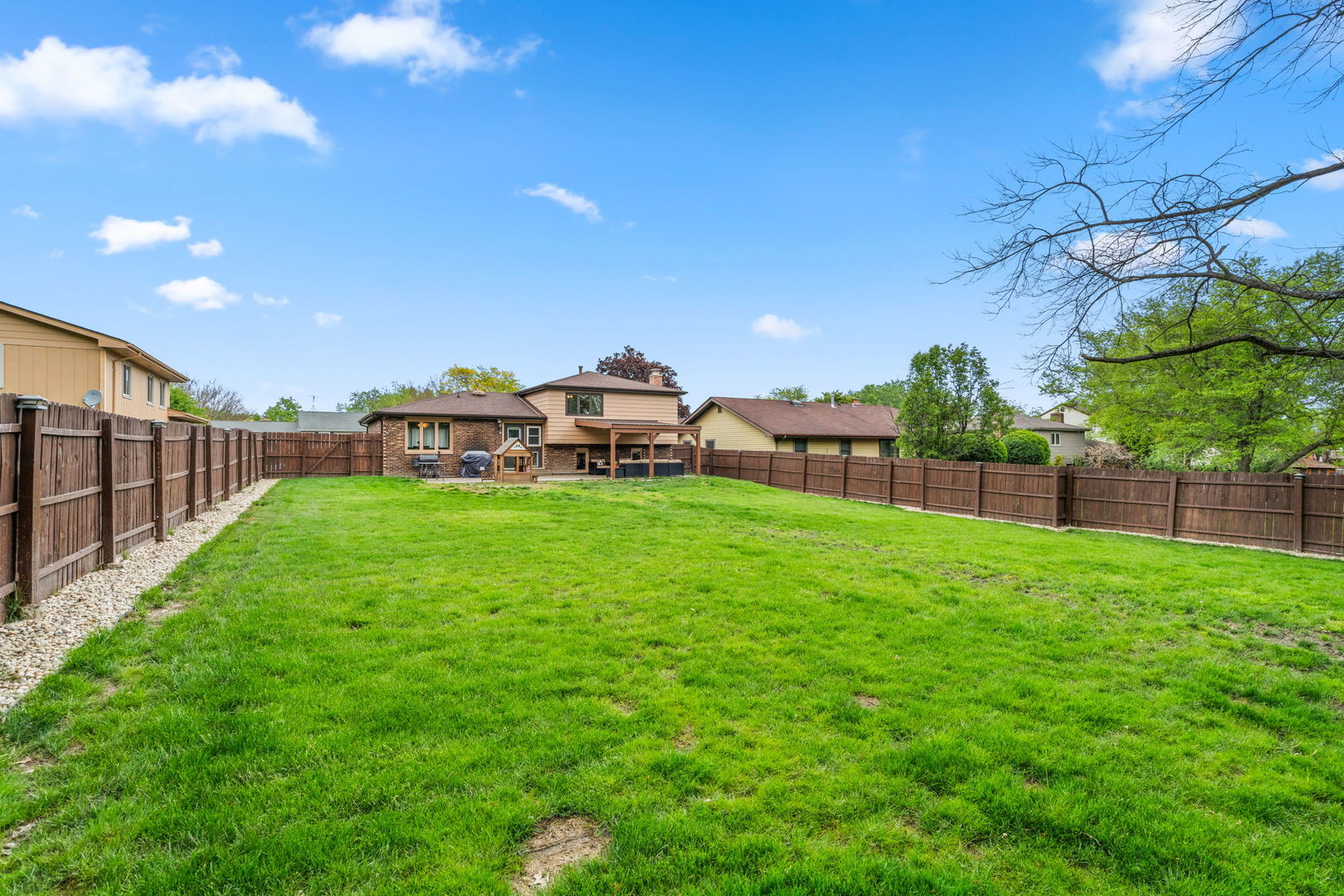 900 Carol Lane, Crete, IL 60417