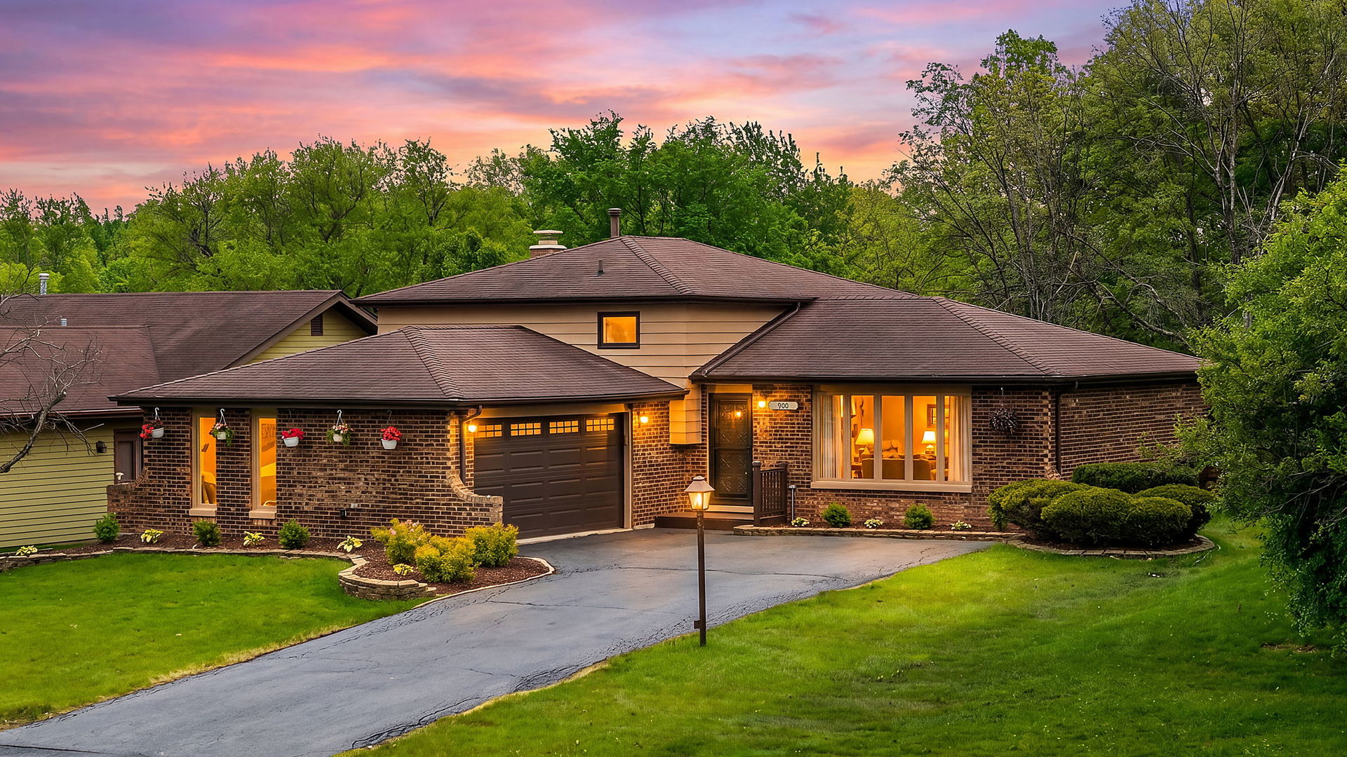 900 Carol Lane, Crete, IL 60417