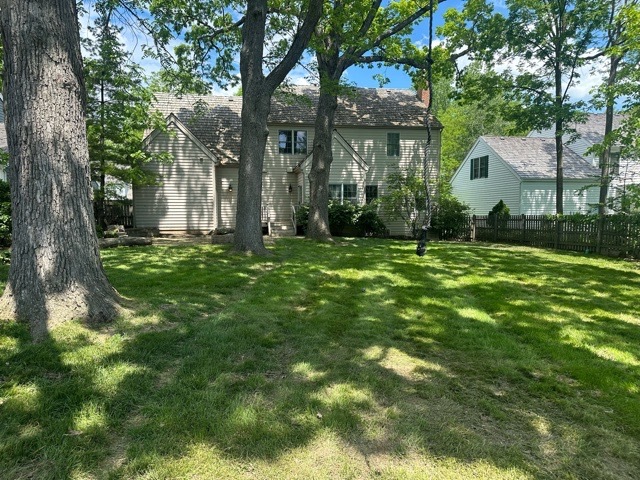 4463 Cornell Avenue, Gurnee, IL 60031