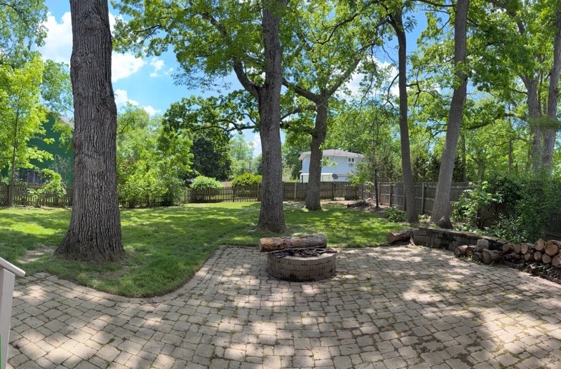 4463 Cornell Avenue, Gurnee, IL 60031