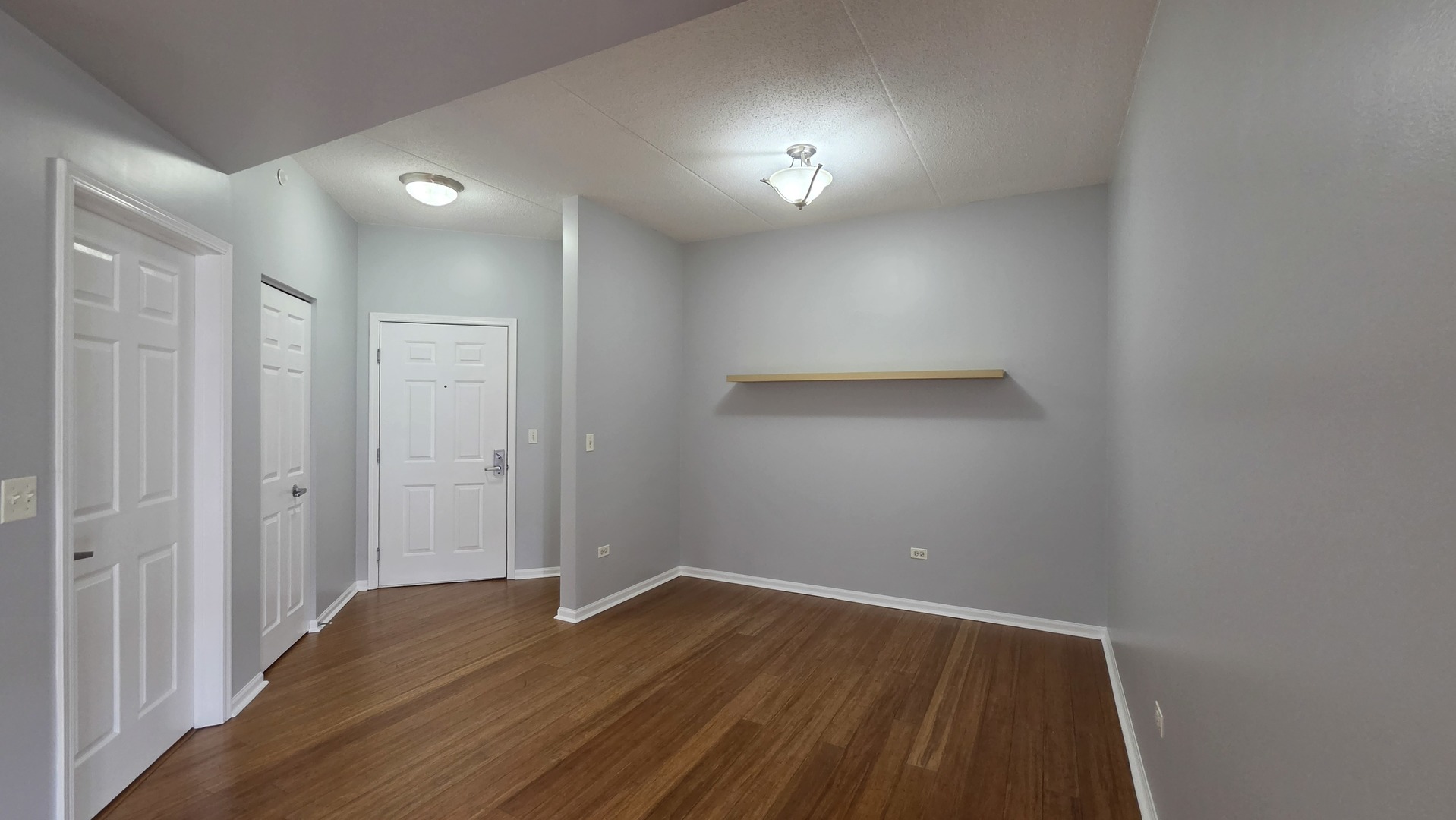 715 Astor Lane #401, Wheeling, IL 60090