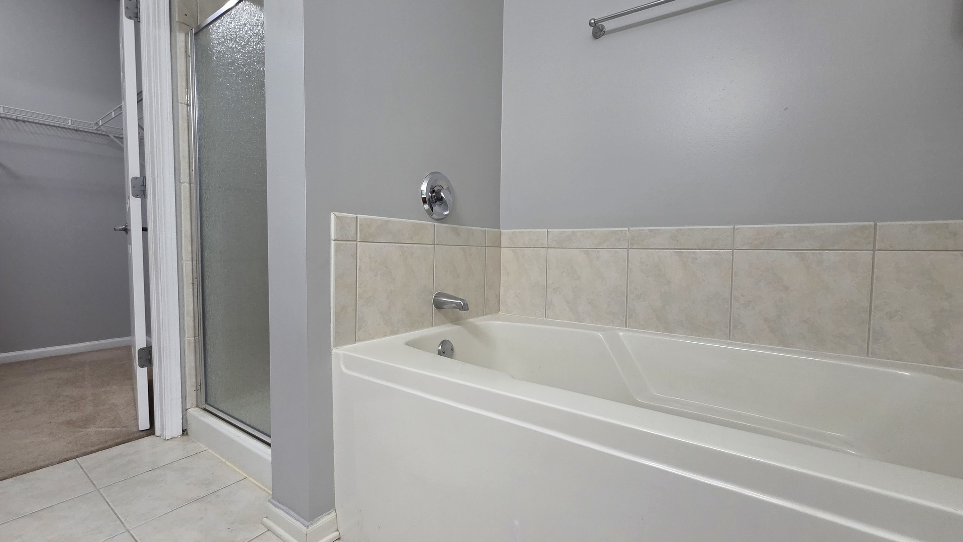 715 Astor Lane #401, Wheeling, IL 60090