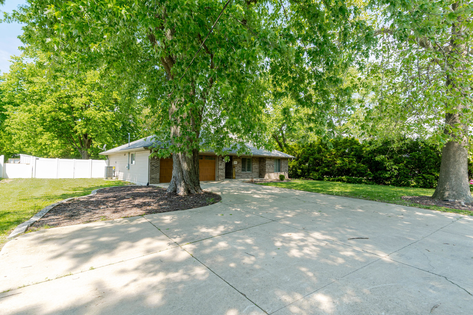 3018 Springfield Road, East Peoria, IL 61611