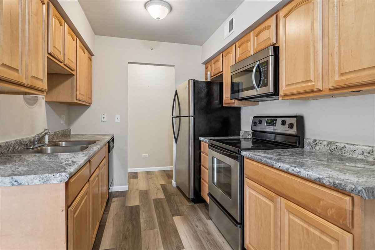 920 Casey Court #5, Schaumburg, IL 60173