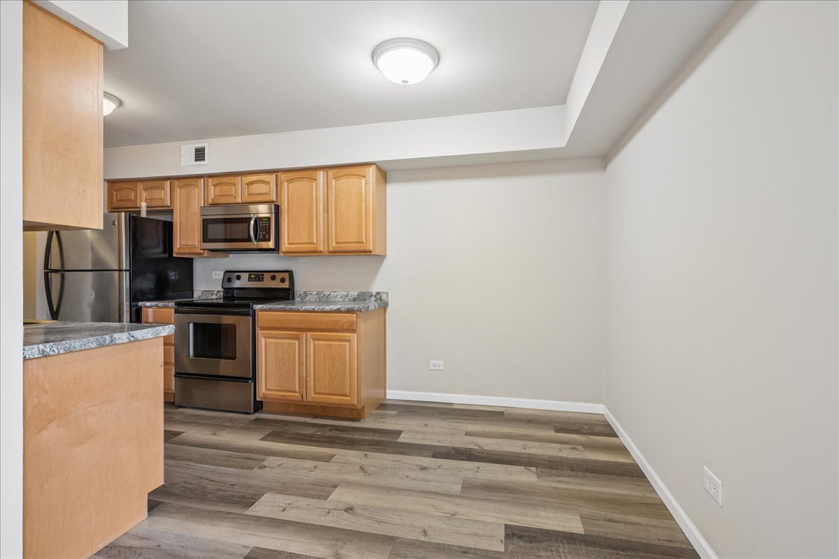 920 Casey Court #5, Schaumburg, IL 60173