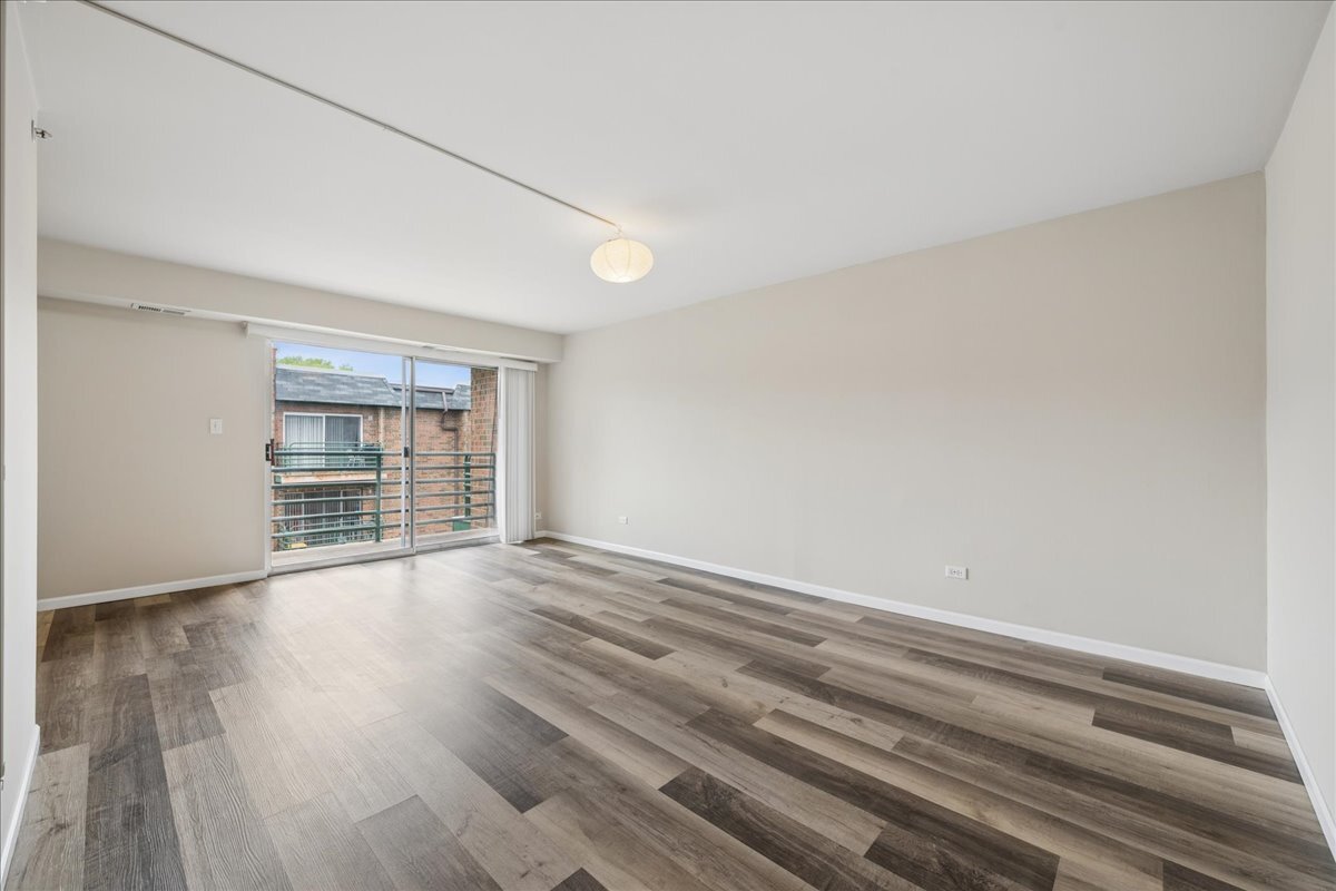 920 Casey Court #5, Schaumburg, IL 60173