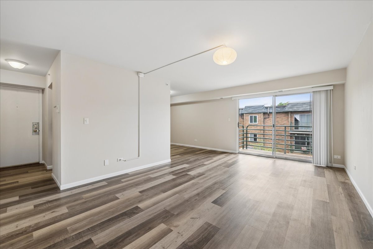 920 Casey Court #5, Schaumburg, IL 60173