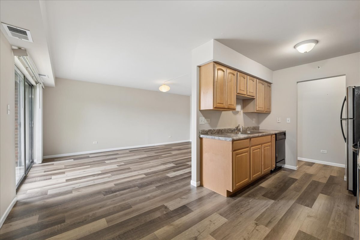 920 Casey Court #5, Schaumburg, IL 60173