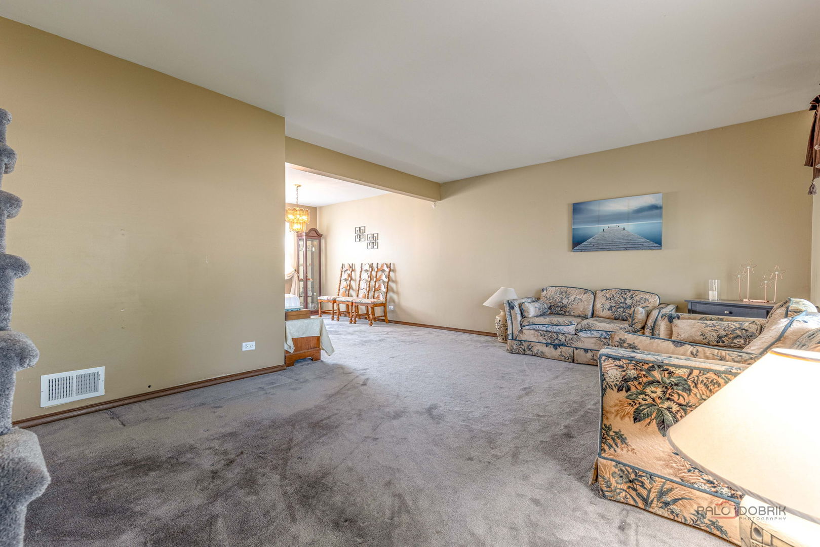 793 Santa Fe Court, Carol Stream, IL 60188