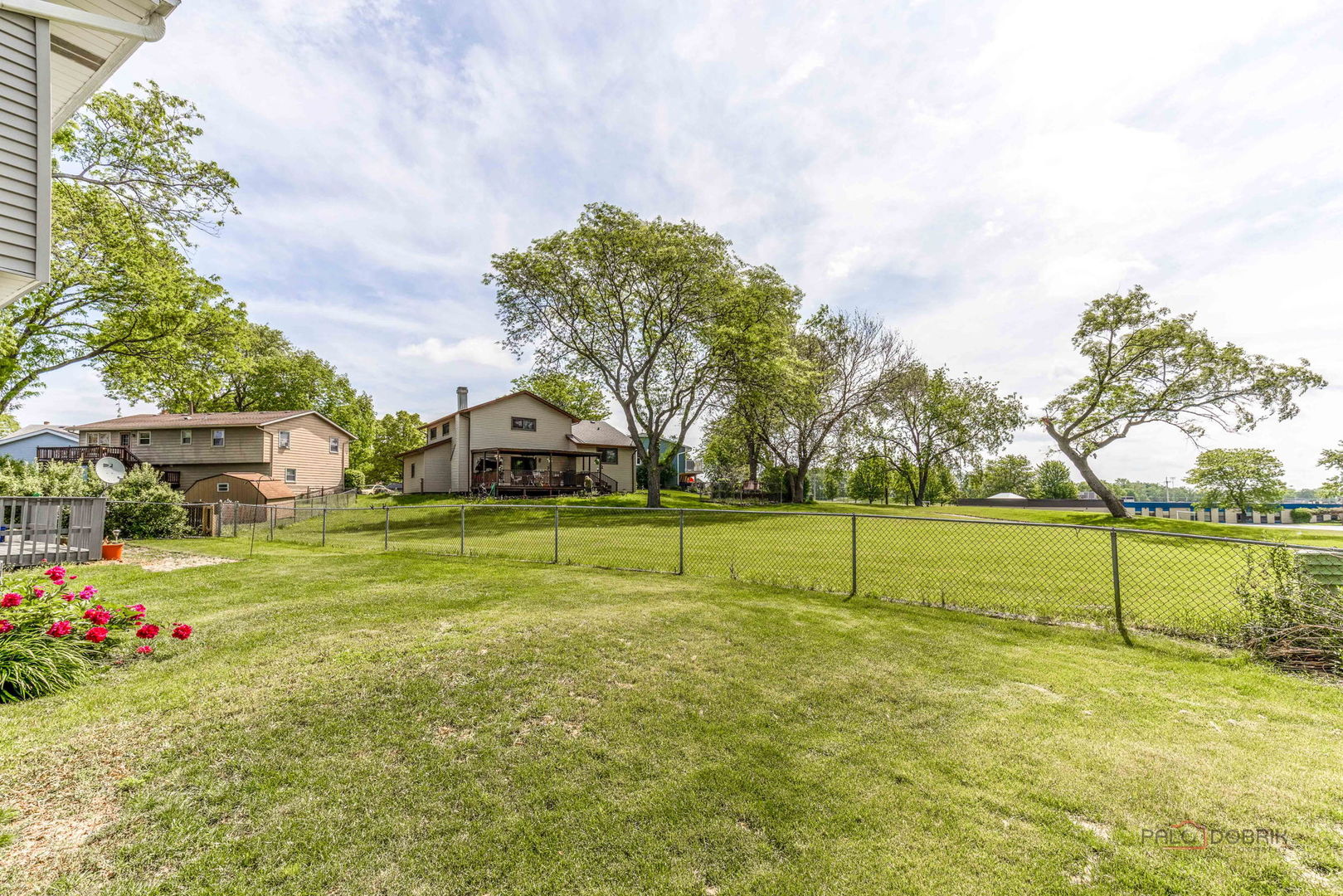 793 Santa Fe Court, Carol Stream, IL 60188