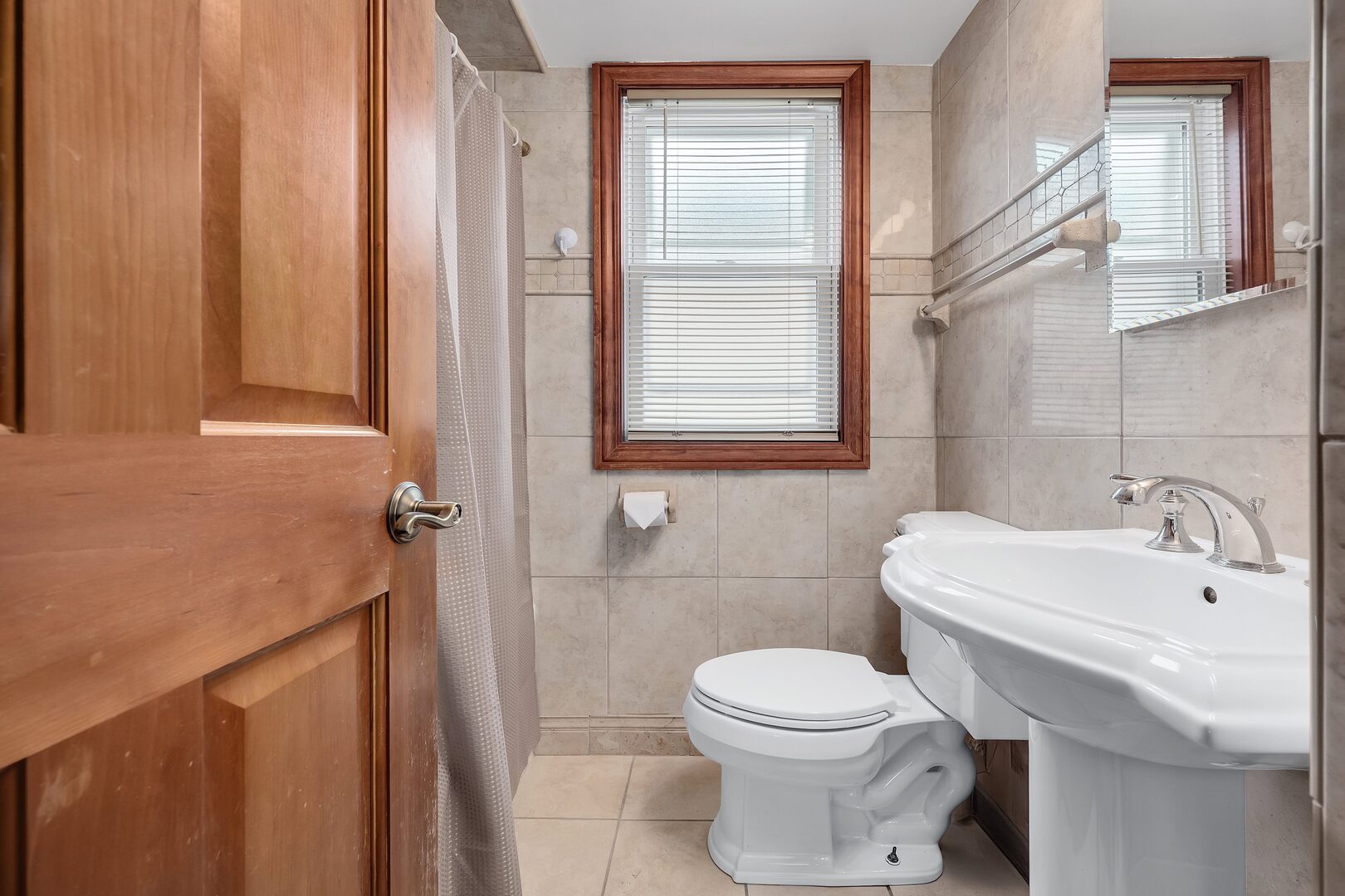 6217 S Mason Avenue, Chicago, IL 60638